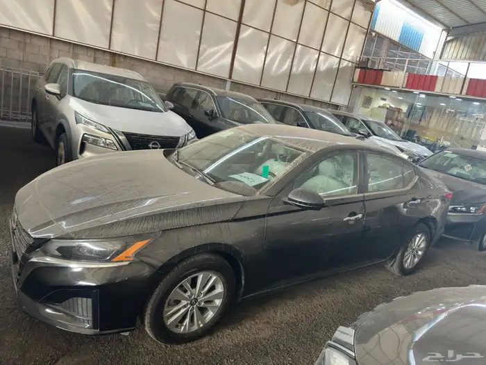 نيسان التيما S استندر 2024 اسود رصاصي ازرق عرض خاص 2