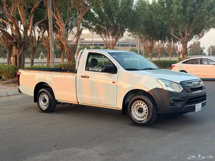 ايسوزو ديماكس غمارة نظيف جدا 2022 ممشى قليل خمسة شنكار 0