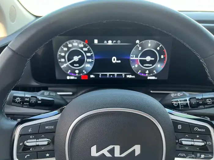 كيا كرنفال موديل 2023 ديزل 19