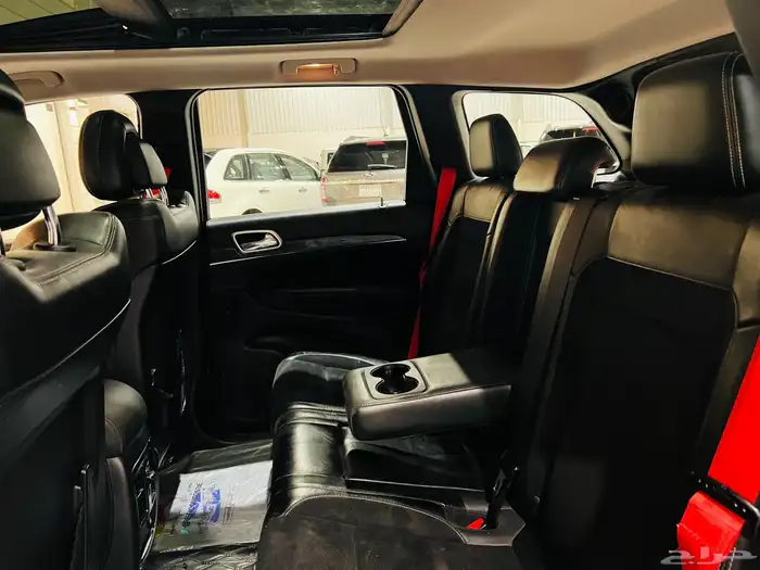 شيروكي SRT8 فل كامل نظيف جدا 12