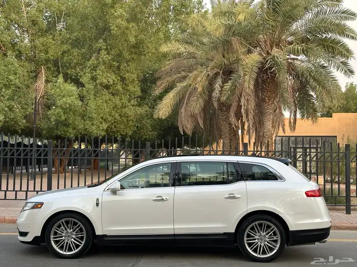 لينكون MKT موديل 2013 فل كامل 2