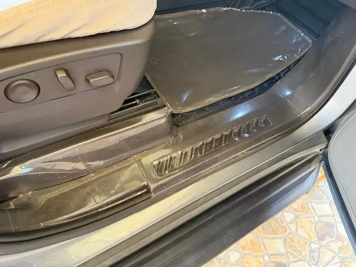 جي ام سي يوكن المديل 2023 ( SLE ) دبل قصير سعودي 71