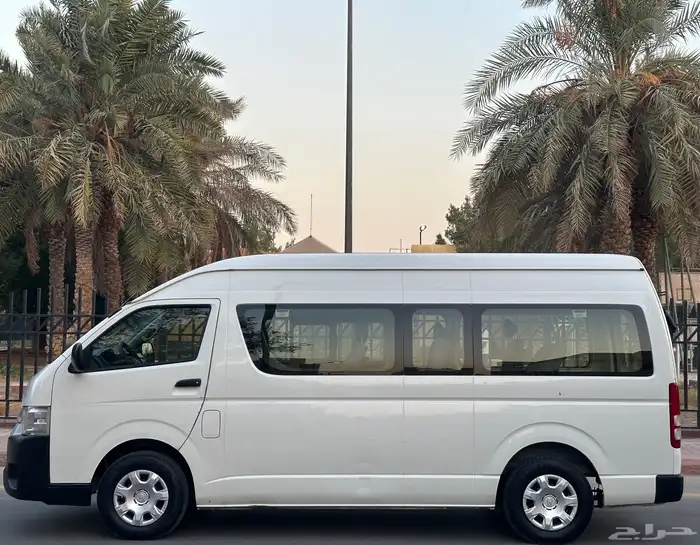 تويوتا باص ركاب موديل 2017 سعودي قير عادي بنزين 2