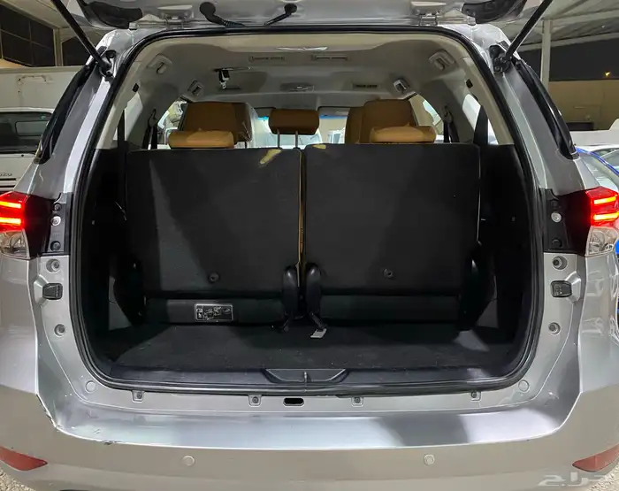 تويوتا فورتشنر 4 سرندل 2022ديزل 12