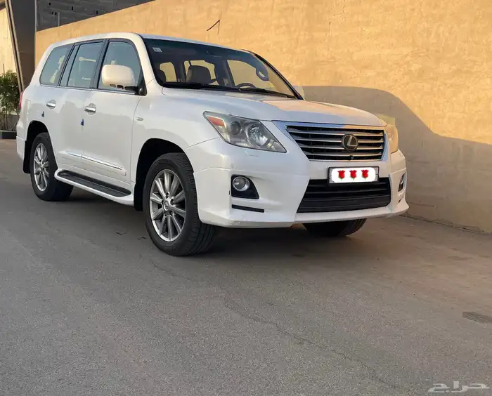 جيب لكزس 2010 نظيف جدا  LX570 2