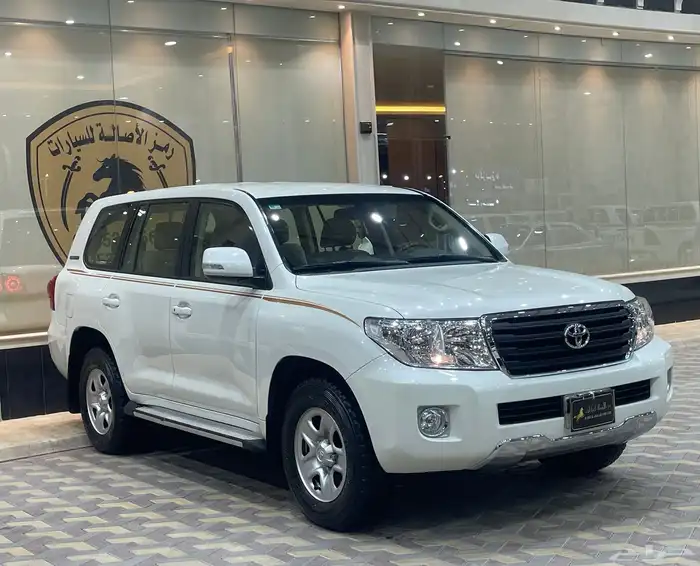 تويوتا جي اكس موديل 2015 1