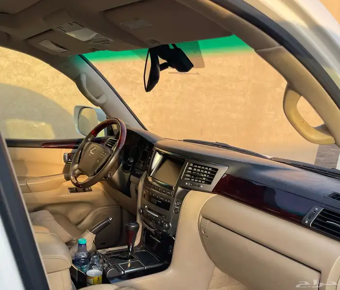 جيب لكزس 2010 نظيف جدا  LX570 10