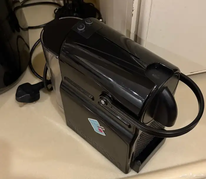 مكينة نيسبرسو شبه جديده 0