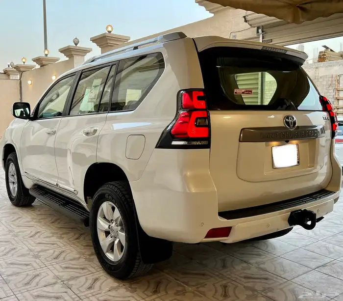 تويوتا برادو 2023 6سلندر عداد 28 الف 3