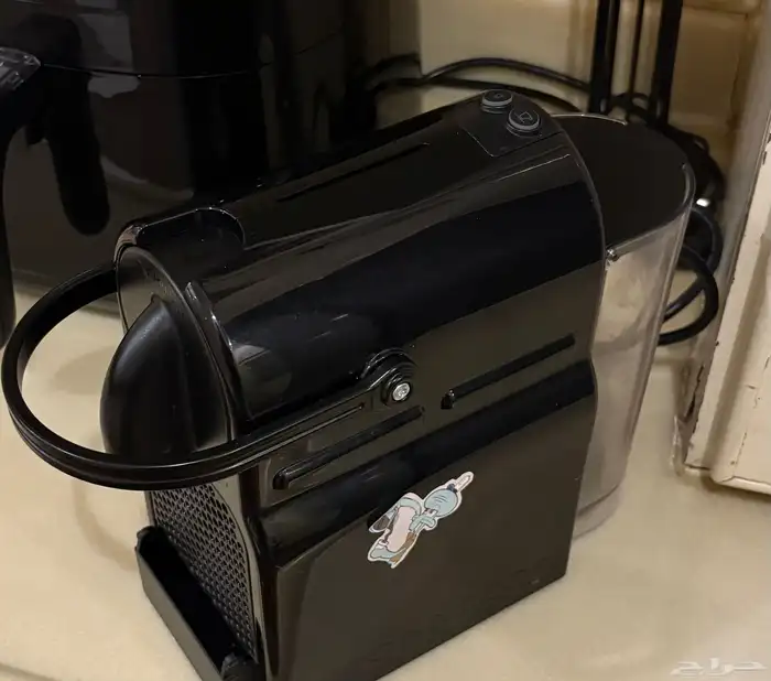 مكينة نيسبرسو شبه جديده 1