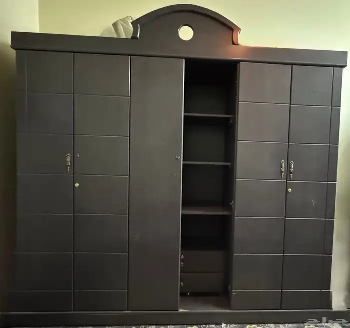 سرير و دولاب للبيع 0