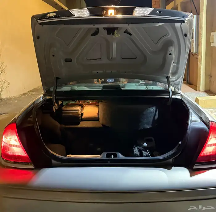 فورد فكتوريا نظيف 2011 9