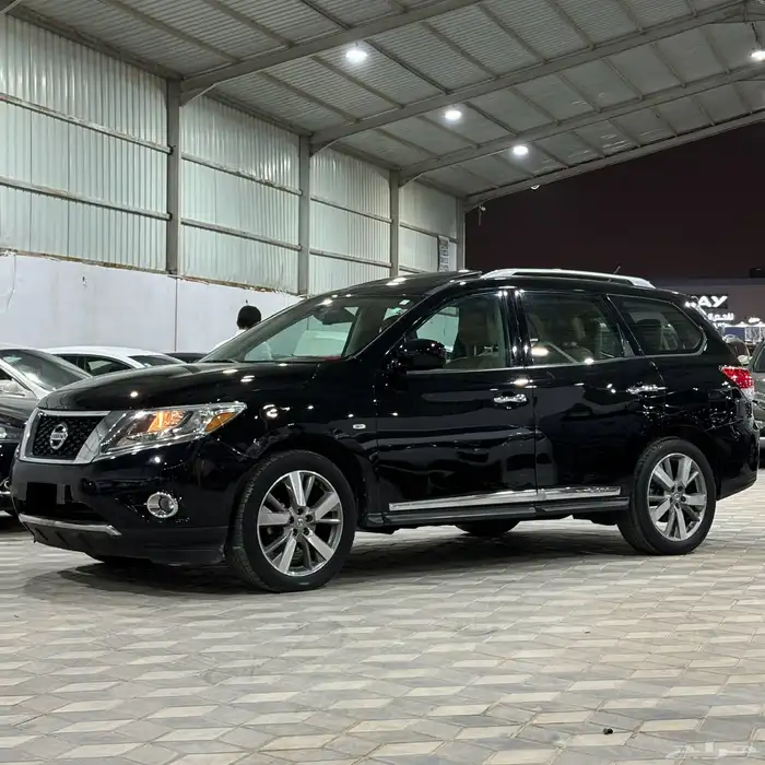 نيسان بافندر 2014 فل كامل فتحه سقف SV عائلي ثلاث صفوف 5