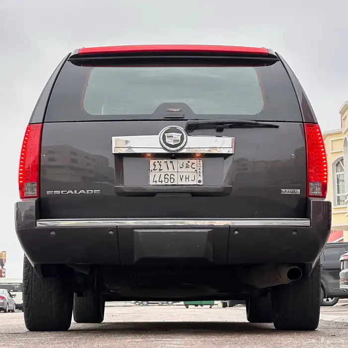 كاديلاك اسكاليد 2011 فل كامل الجميح 21