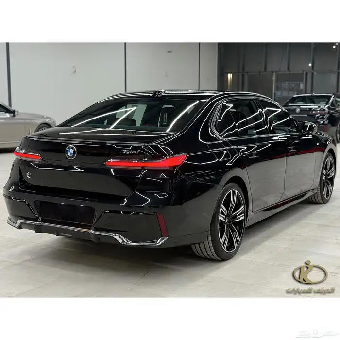 بي ام دبليو - 735i 2026 - ناغي 3