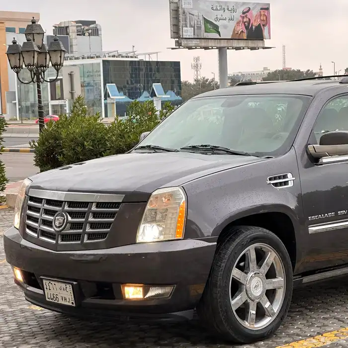 كاديلاك اسكاليد 2011 فل كامل الجميح 6