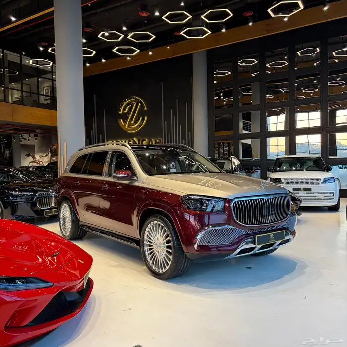 مرسيدس بنز GLS 600 2023 مستخدم 0