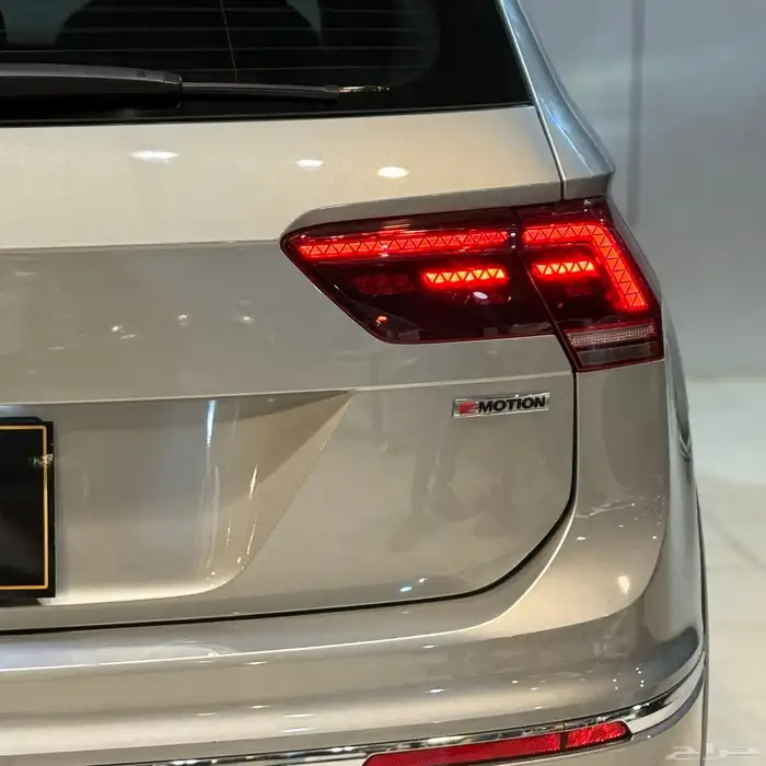 فولكس تيجوان 2020 (( بحالة ممتازة )) 24