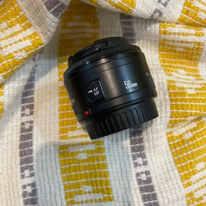عدسه كانون canon 0