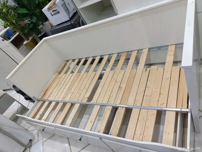 سرير اطفال نهاري 1