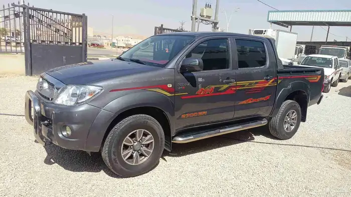 هايلوكس 2010 ديزل اوتوماتيك دبل 4