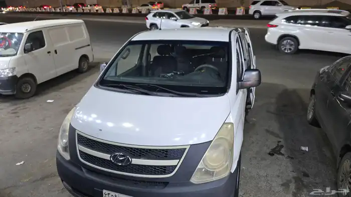 باص هنداي فان موديل 2011 4