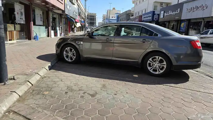 فورد تورس 2011 1