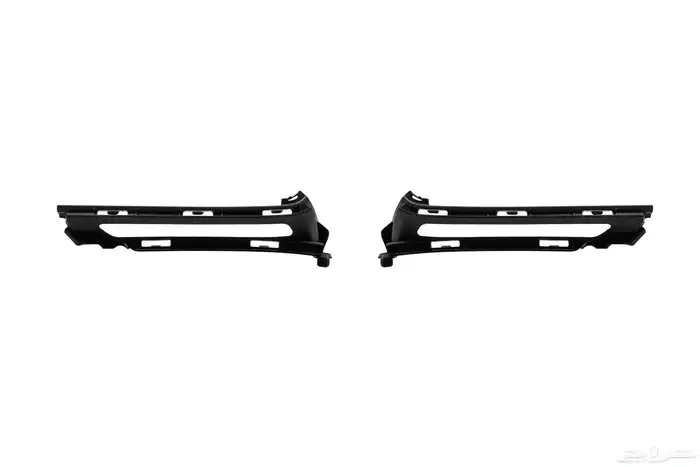 تحويل مرسيدس C180 و C200 و C300 إلى C63 2025 33