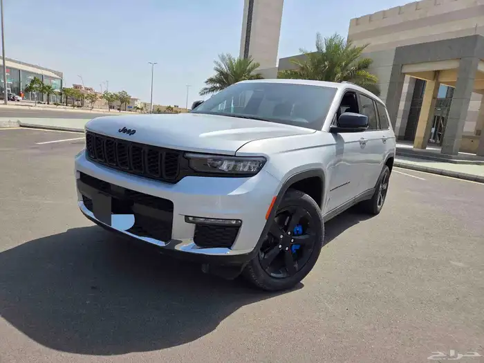 جراند شيروكي التيتيود 2022 4