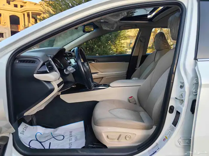 تويوتا كامري فل GLE هايبرد موديل 2019 م نظيفة جدا 16