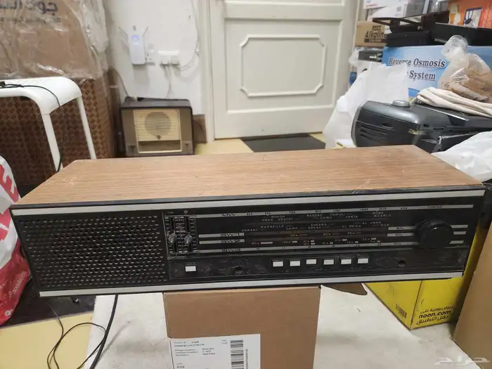 راديو خشبي اثري 0