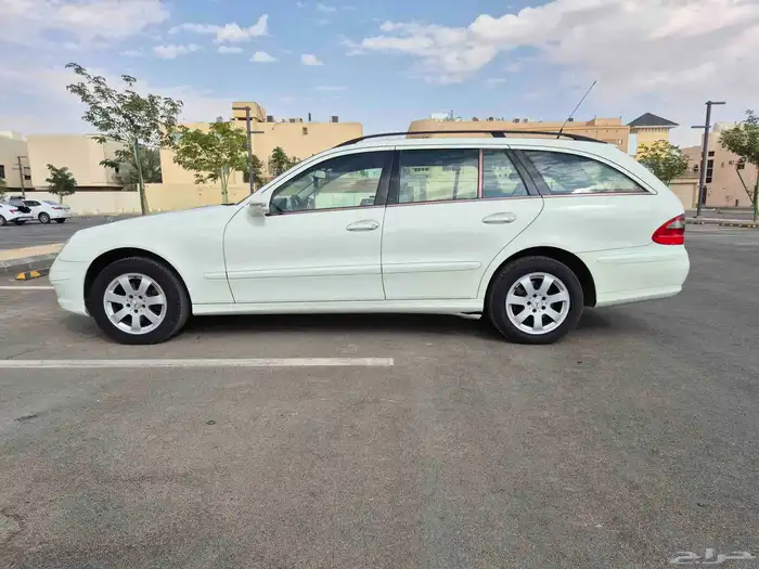 للبيع مرسيدس بنز E200 - 2007 4