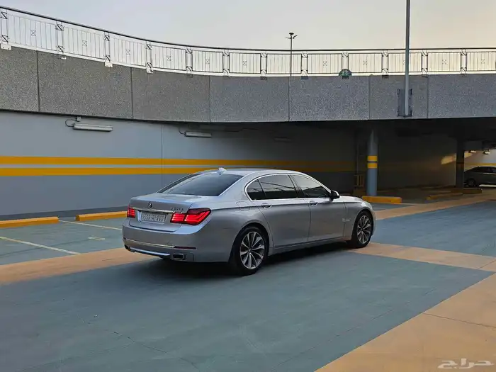 بي ام دبليو الفئة السابعة نظيف جدا bmw 730 li 2013 5