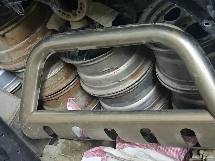 للبيع قطع غيار تويوتا لاند كروزر ربع 4