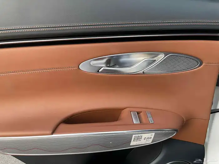 جنيسيس GV70 2023 فل سعودي 25