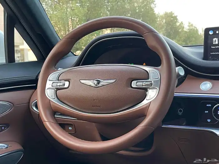 جنيسيس GV70 2023 فل سعودي 27