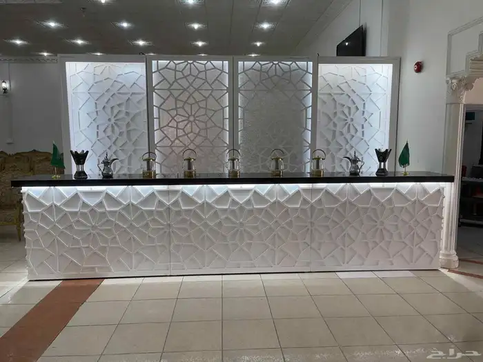 طاولة استقبال رجالي 0