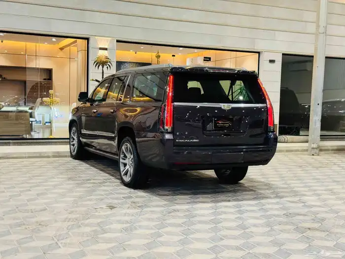 اسكاليد XL 2016 سعودي بحاله ممتازه 4