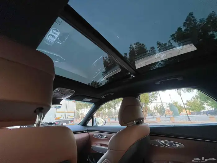 جنيسيس GV70 2023 فل سعودي 18