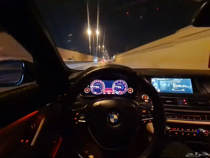 بي ام 520i موديل 2015 فل مواصفات 13