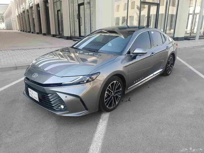 كامري لومير هايبر موديل 2025 1