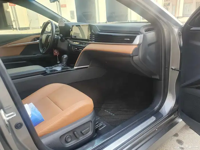 كامري لومير هايبر موديل 2025 13