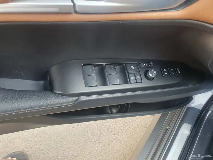 كامري لومير هايبر موديل 2025 17