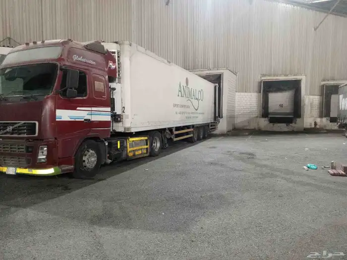 شاحنة -براد للايجار ... موديل 2004 1