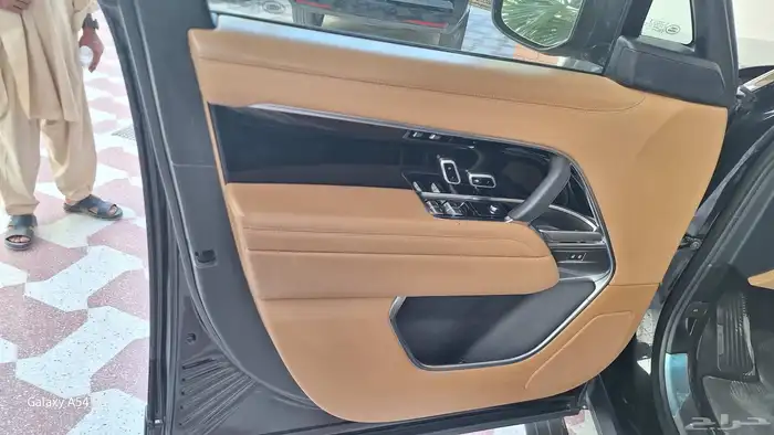 رنج روفر فوج 2023 7