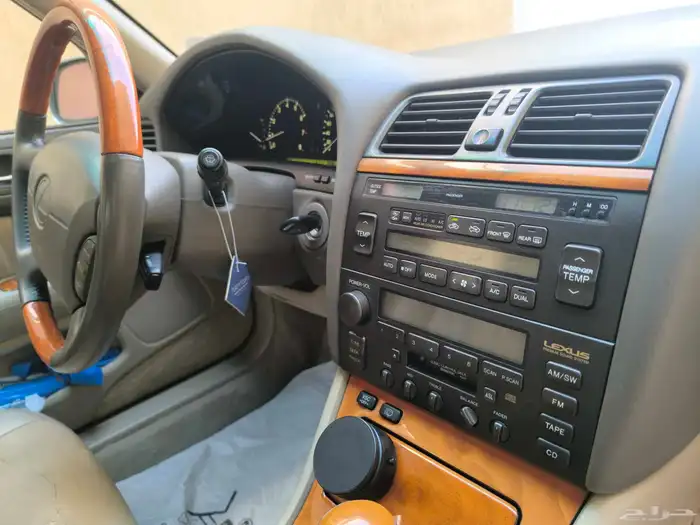 لكزس 400 للمستخدم . 12