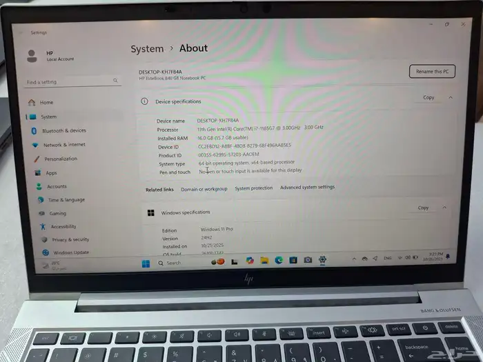 لابتوب HP بحالة ممتازة وشكل أنيق ونحيف جدا وجسم معدن 8