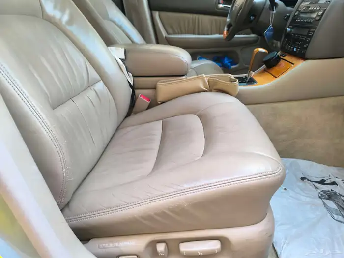 لكزس 400 للمستخدم . 9