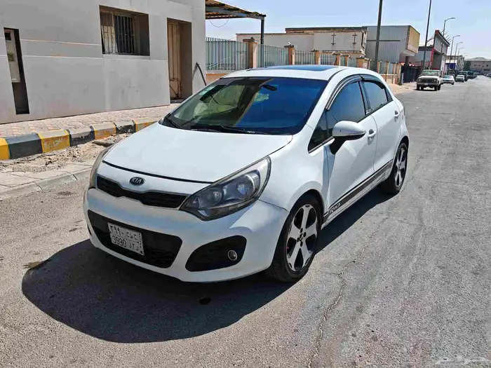 كيا ريو هاتشباك فل 2015 2