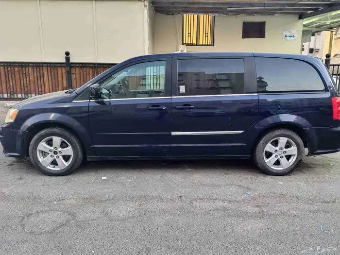 دودج كارافان 2014 1